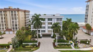 9517 Gulf Shore DR 403, Naples, FL 34108