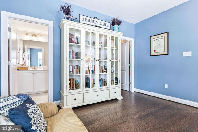 504 LADYWELL ST, Middle River, MD 21220