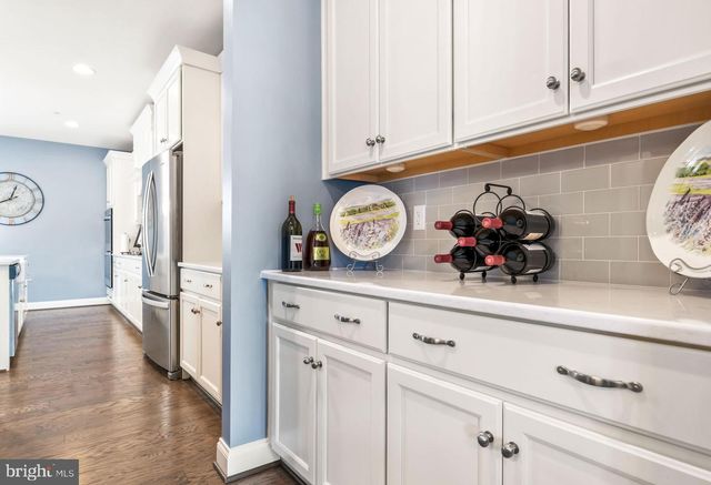 504 LADYWELL ST, Middle River, MD 21220