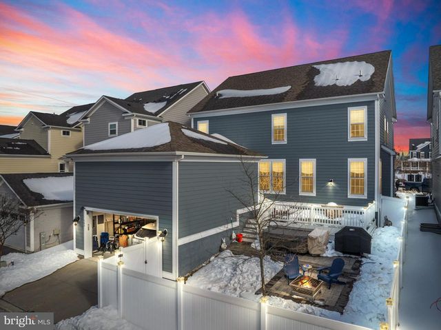 504 LADYWELL ST, Middle River, MD 21220