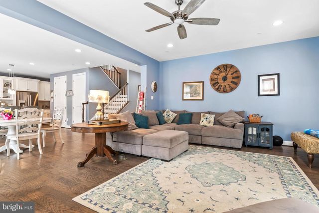 504 LADYWELL ST, Middle River, MD 21220