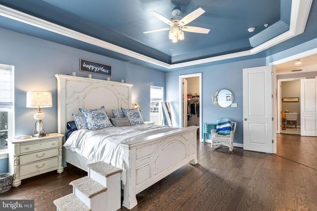 504 LADYWELL ST, Middle River, MD 21220