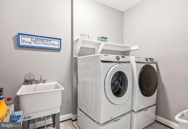 504 LADYWELL ST, Middle River, MD 21220