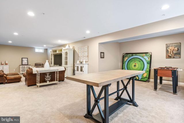 504 LADYWELL ST, Middle River, MD 21220