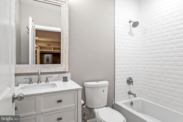 504 LADYWELL ST, Middle River, MD 21220