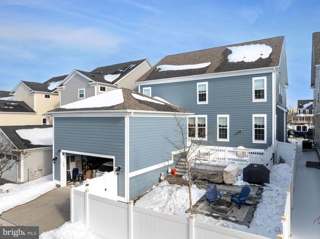 504 LADYWELL ST, Middle River, MD 21220