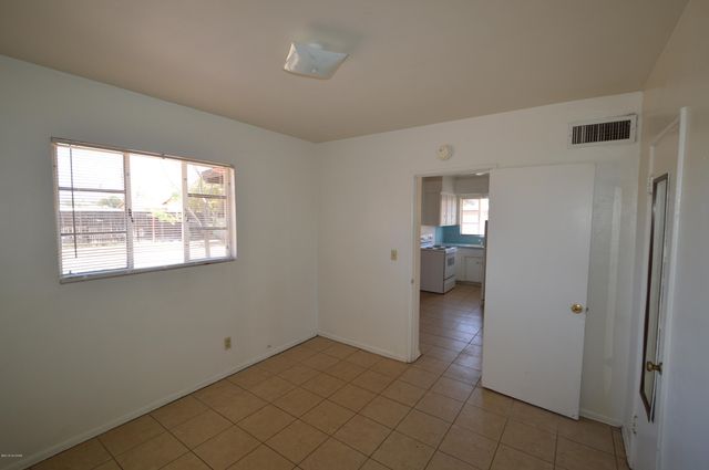 1150 N Santa Rosa Avenue, Tucson, AZ 85712