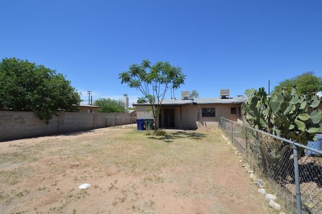 1150 N Santa Rosa Avenue, Tucson, AZ 85712