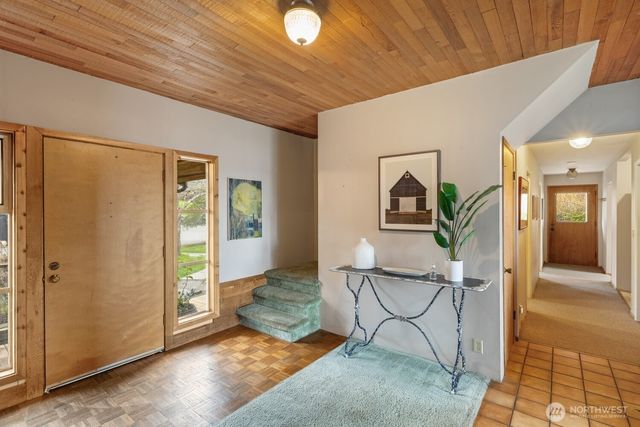 23884 Jefferson Beach Road NE, Kingston, WA 98346