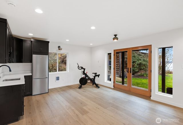 23884 Jefferson Beach Road NE, Kingston, WA 98346