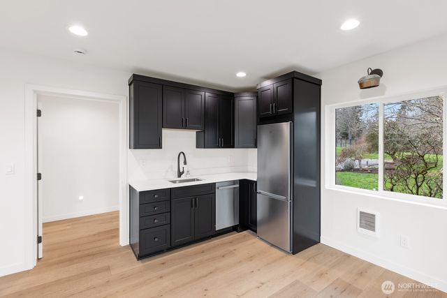 23884 Jefferson Beach Road NE, Kingston, WA 98346