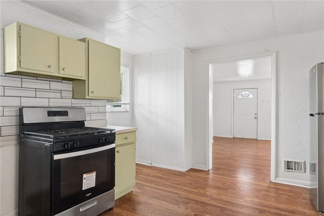 1946 Arlington Ave, Arlington, PA 15210