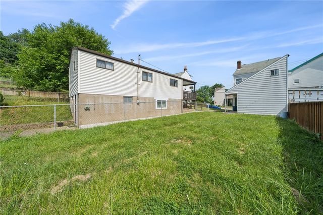 1946 Arlington Ave, Arlington, PA 15210