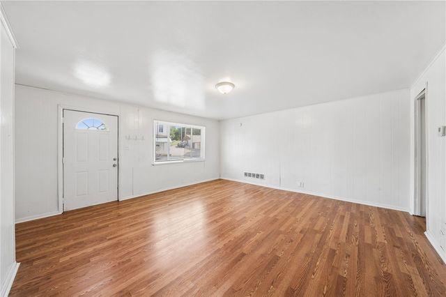 1946 Arlington Ave, Arlington, PA 15210
