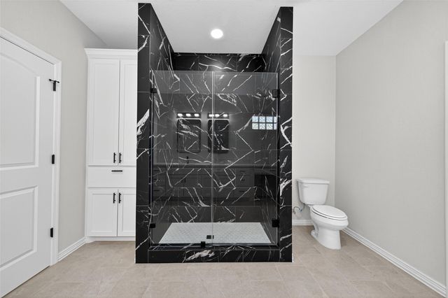 10594 Rustling Oaks Drive, Conroe, TX 77303