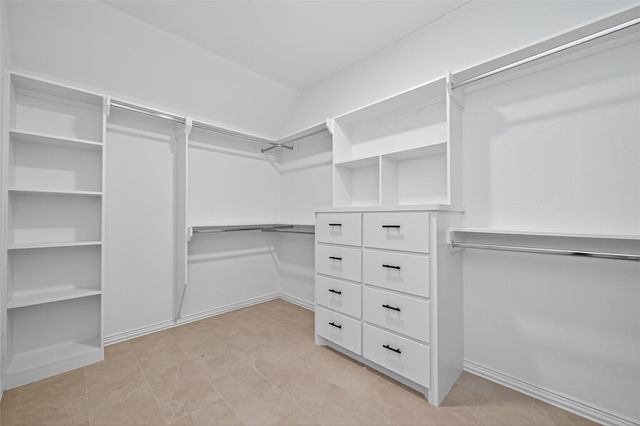 10594 Rustling Oaks Drive, Conroe, TX 77303