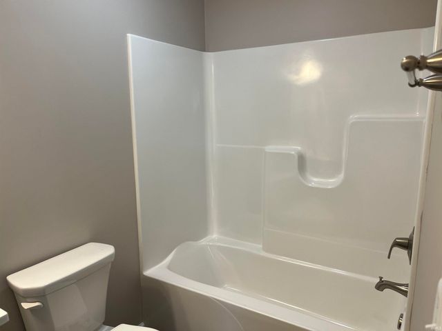 435 Mallard Circle, Chandler, IN 47610