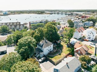 7 Oxford Ter, Beverly, MA 01915