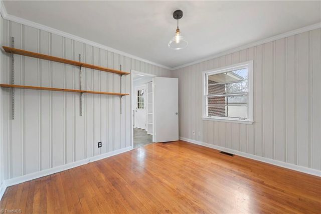 2801 Wynnewood Drive, Greensboro, NC 27408