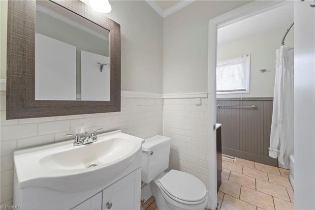 2801 Wynnewood Drive, Greensboro, NC 27408