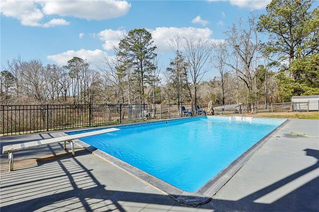 548 Greene Settlement Road, Gray, GA 31032