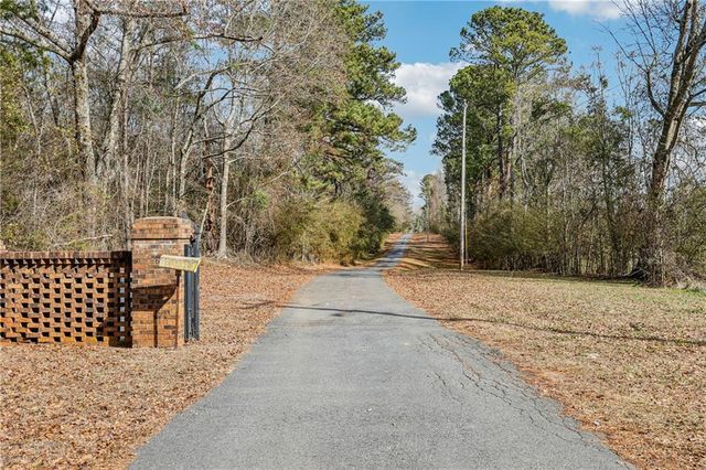 548 Greene Settlement Road, Gray, GA 31032