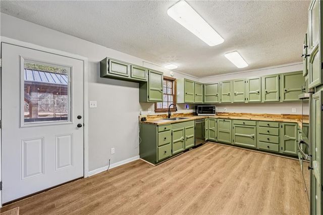 548 Greene Settlement Road, Gray, GA 31032