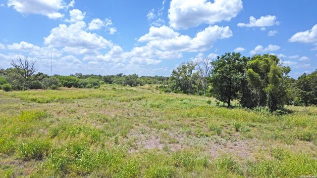 1249 SLEEPY HOLLOW LN, New Braunfels, TX 78130