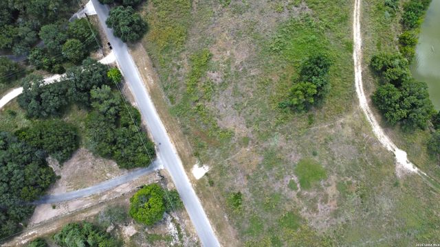 1249 SLEEPY HOLLOW LN, New Braunfels, TX 78130