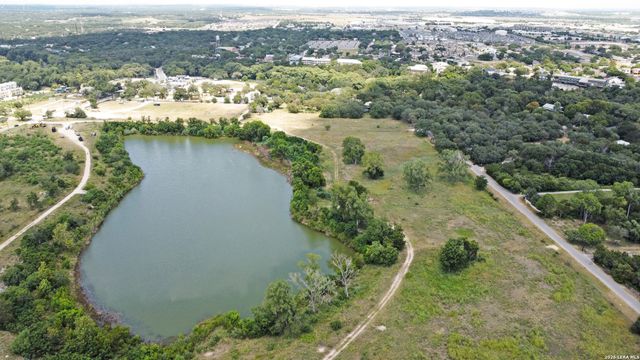 1249 SLEEPY HOLLOW LN, New Braunfels, TX 78130
