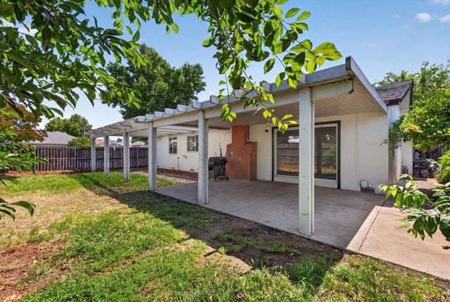4437 Stockbridge Ave, Sacramento, CA 95842