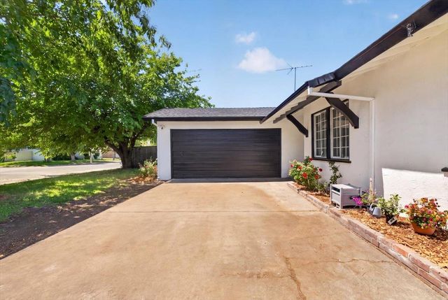 4437 Stockbridge Ave, Sacramento, CA 95842