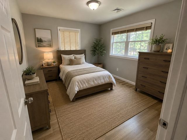 915 Bradley Road, Springfield, MA 01109