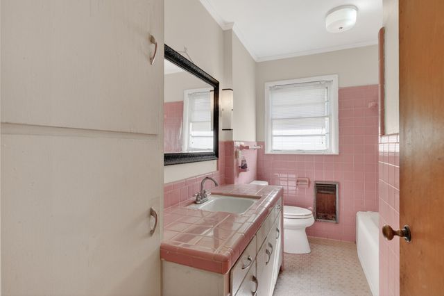 708 Morningside Dr, Fayetteville, TN 37334