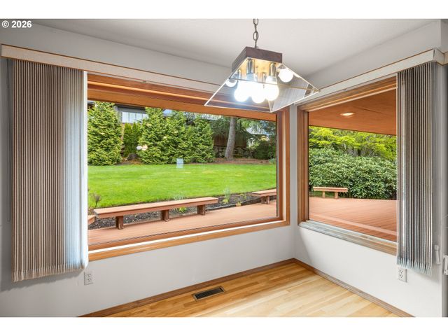15565 Sw ROSHAK Rd, Portland, OR 97224