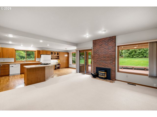 15565 Sw ROSHAK Rd, Portland, OR 97224