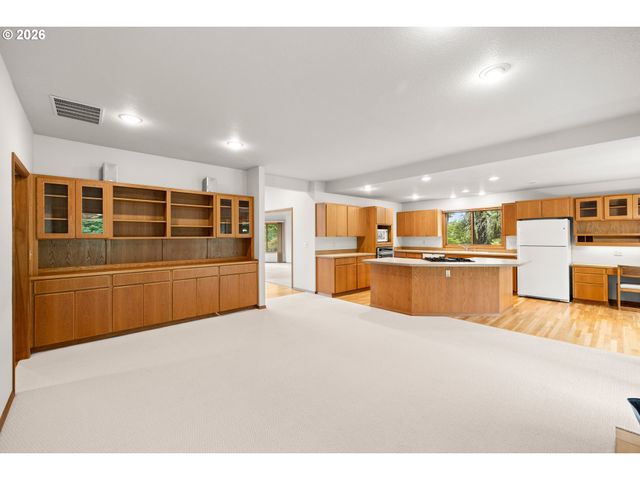 15565 Sw ROSHAK Rd, Portland, OR 97224