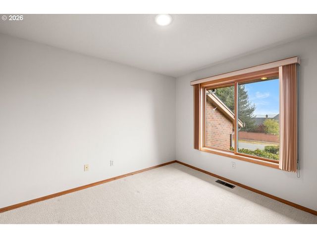 15565 Sw ROSHAK Rd, Portland, OR 97224