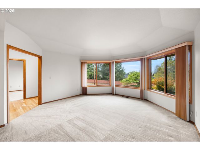 15565 Sw ROSHAK Rd, Portland, OR 97224