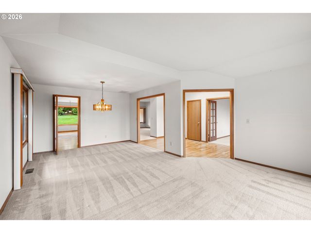 15565 Sw ROSHAK Rd, Portland, OR 97224