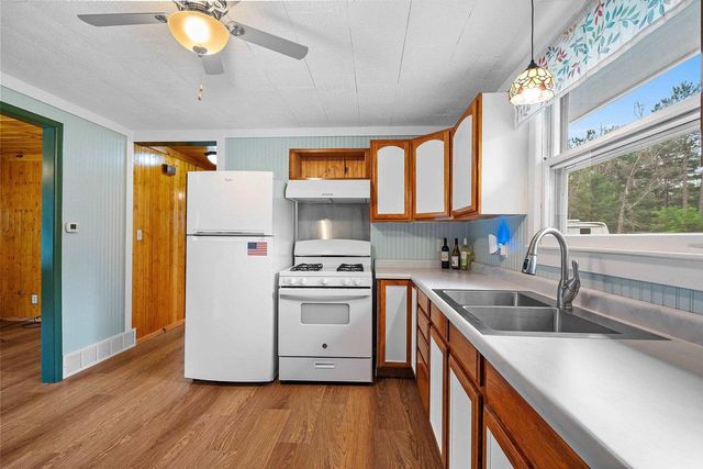 W12695 COUNTY ROAD W, Crivitz, WI 54114