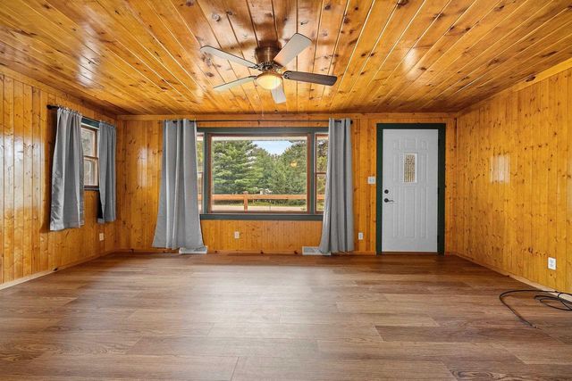 W12695 COUNTY ROAD W, Crivitz, WI 54114