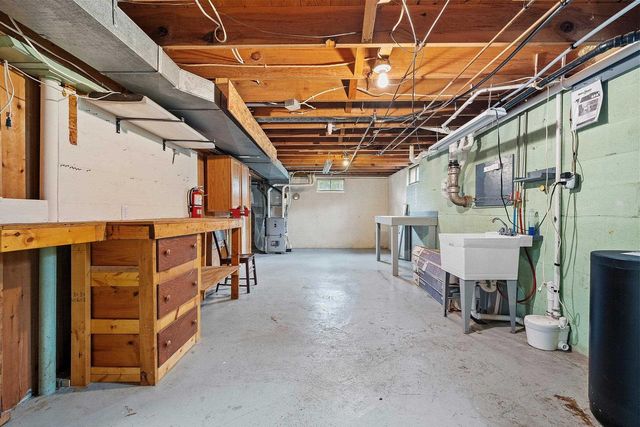 W12695 COUNTY ROAD W, Crivitz, WI 54114