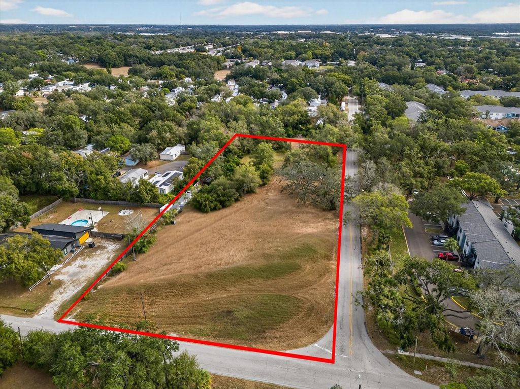 4501 CLEWIS AVENUE, Tampa, FL 33610