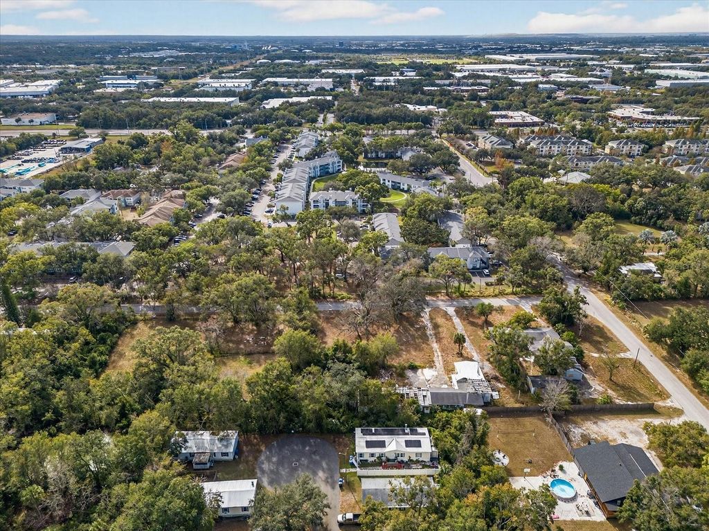 Image 7 of property listing at 4501 CLEWIS AVENUE, Tampa, FL 33610