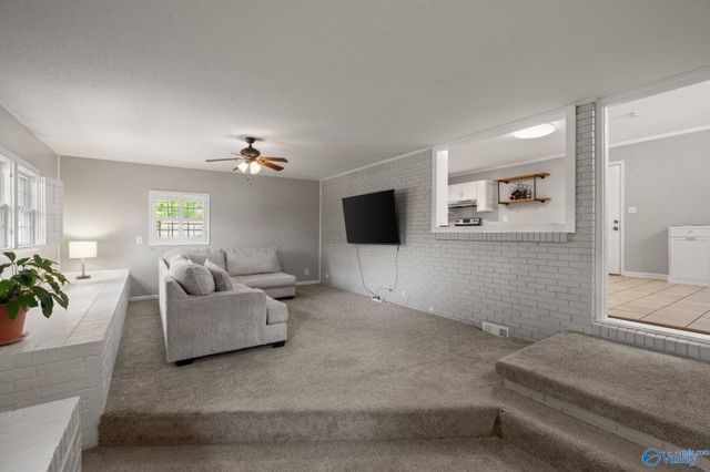 8013 Randall Road, Huntsville, AL 35802