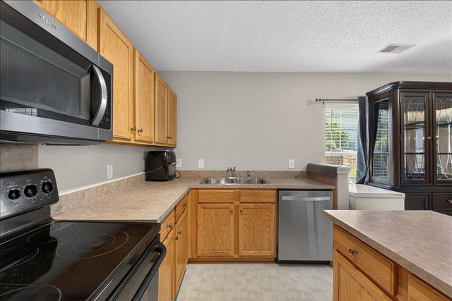 102 Vinca Drive, Goose Creek, SC 29445