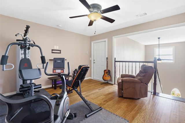 1906 Farm Road 1506, Paris, TX 75460