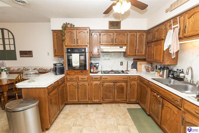 824 Ford Highway, Elizabethtown, KY 42701