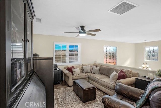 4490 Rainbow View Way, Hemet, CA 92545